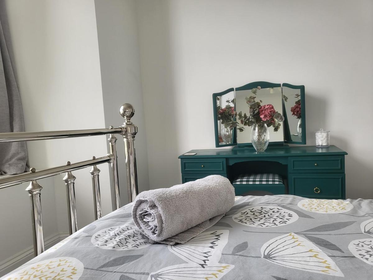 Loveliest Homes Torquay - 3 Bed, 2 Bathroom, Balcony, Parking Extérieur photo